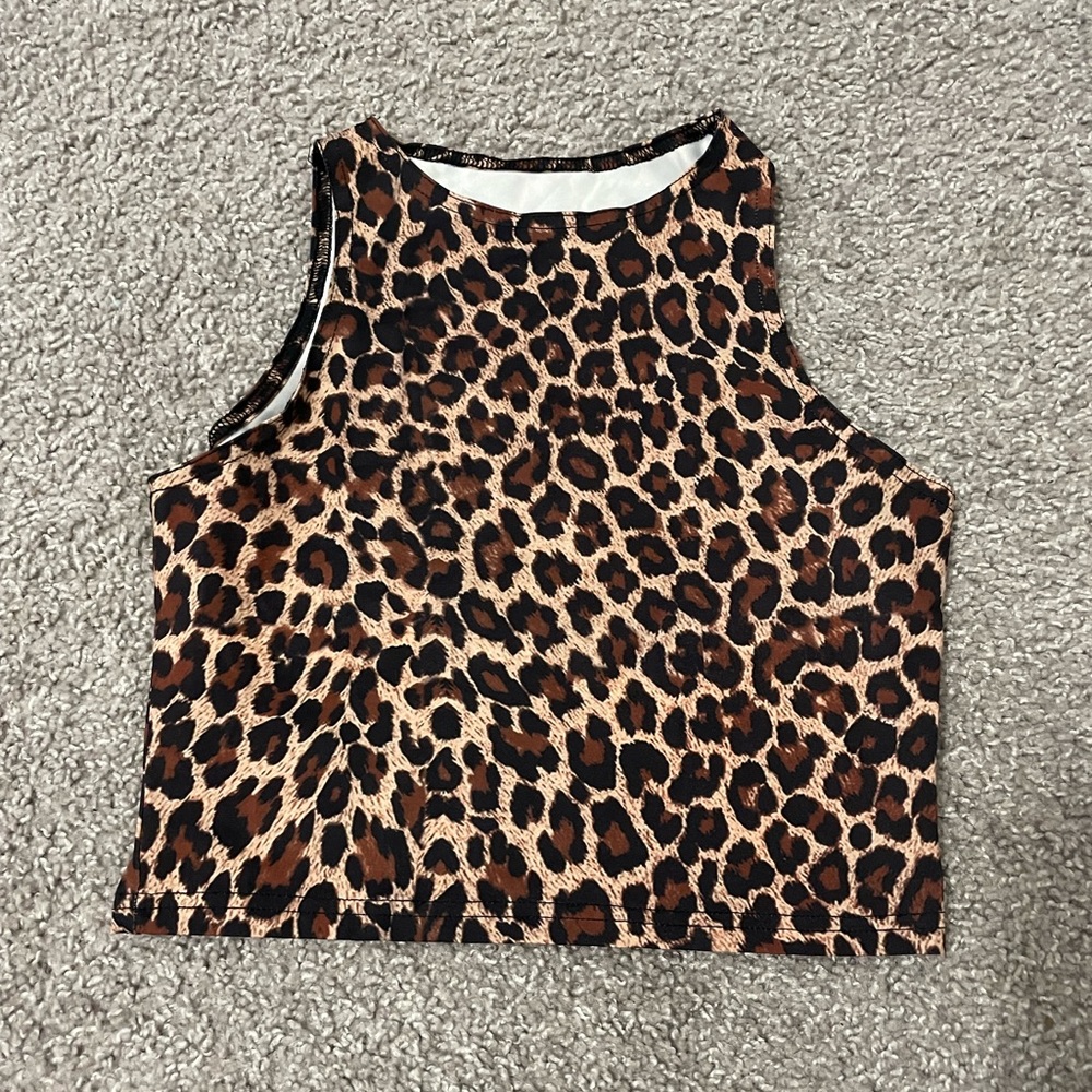 cheeta print cropped tank top